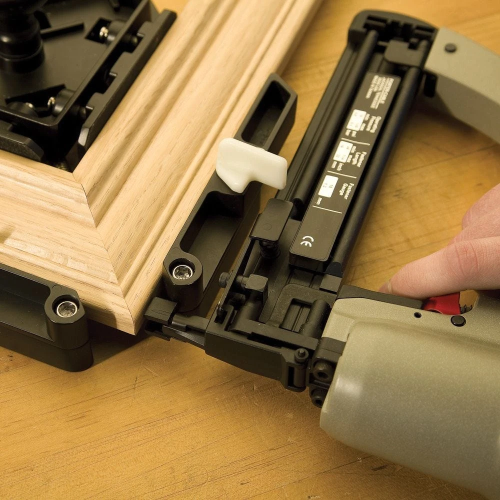 Rockler Miter-Tight Picture Frame Clamp 3 Rockler Miter-Tight Picture Frame Clamp - Image 3