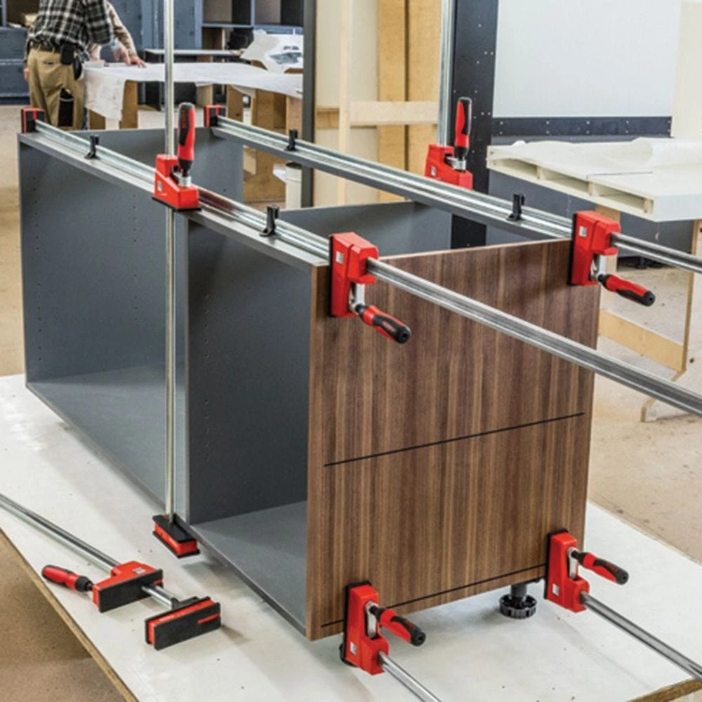 18'' Bessey K-Body REVOlution Parallel Bar Clamp 4 18'' Bessey K-Body REVOlution Parallel Bar Clamp - Image 4